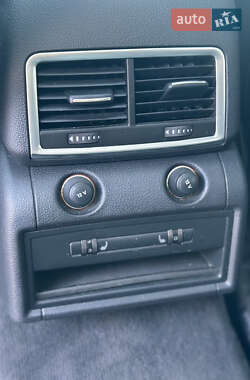 Внедорожник / Кроссовер Audi Q7 2010 в 