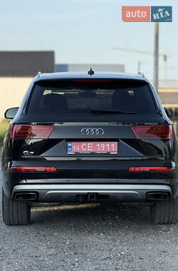 Внедорожник / Кроссовер Audi Q7 2019 в 