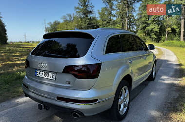 Внедорожник / Кроссовер Audi Q7 2015 в 