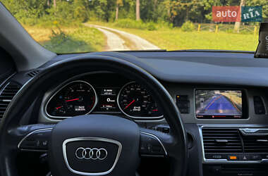 Внедорожник / Кроссовер Audi Q7 2015 в 