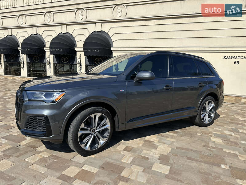Внедорожник / Кроссовер Audi Q7 2021 в Днепре фото 8 Внедорожник / Кроссовер Audi Q7 2021 в Днепре