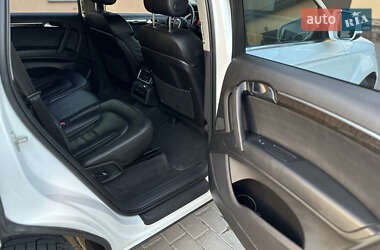 Внедорожник / Кроссовер Audi Q7 2011 в 