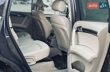 Внедорожник / Кроссовер Audi Q7 2006 в 