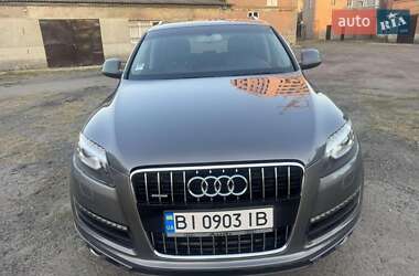 Внедорожник / Кроссовер Audi Q7 2013 в 