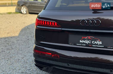 Внедорожник / Кроссовер Audi Q7 2020 в 