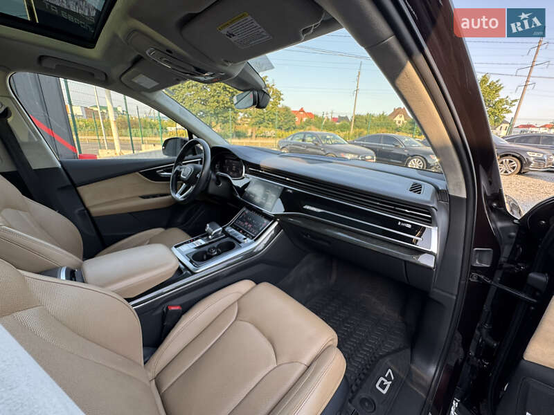 Внедорожник / Кроссовер Audi Q7 2020 в Луцке фото 57 Внедорожник / Кроссовер Audi Q7 2020 в Луцке