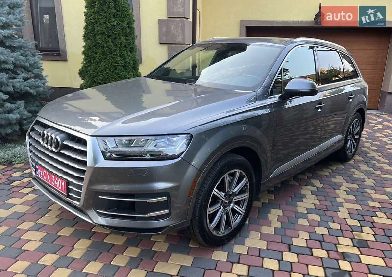 Позашляховик / Кросовер Audi Q7 2017 в Києві