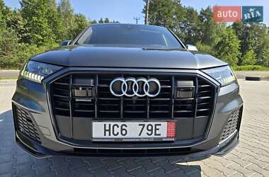 Внедорожник / Кроссовер Audi Q7 2021 в 
