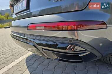 Внедорожник / Кроссовер Audi Q7 2021 в 