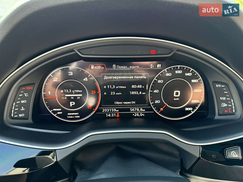 Позашляховик / Кросовер Audi Q7 2016 в Києві