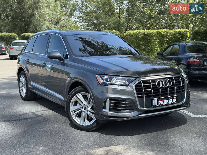 Внедорожник / Кроссовер Audi Q7 2021 в Киеве