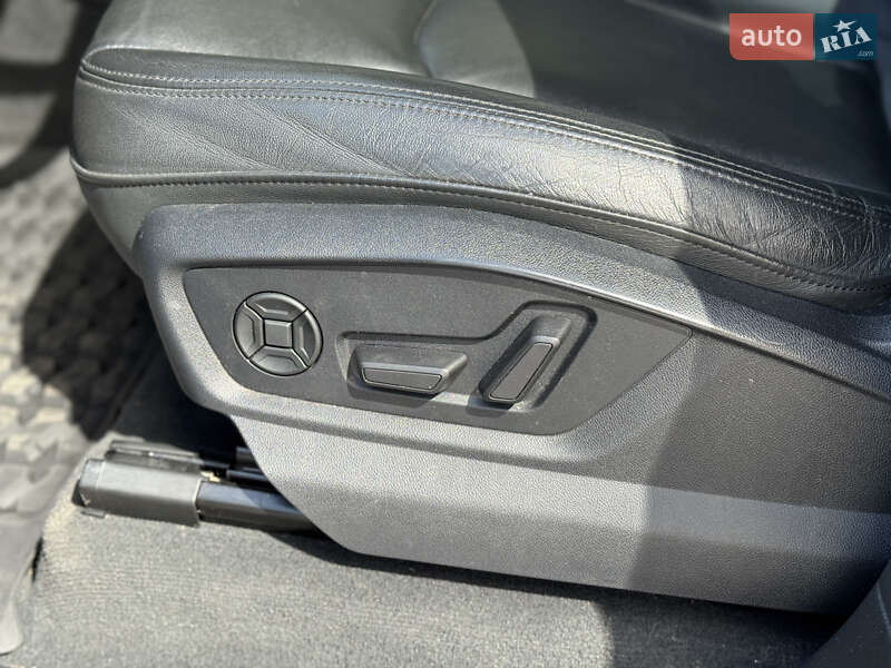 Внедорожник / Кроссовер Audi Q7 2021 в Киеве
