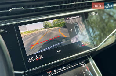 Внедорожник / Кроссовер Audi Q7 2021 в 