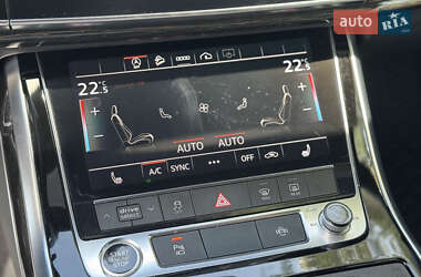 Внедорожник / Кроссовер Audi Q7 2021 в 