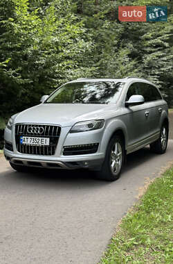 Внедорожник / Кроссовер Audi Q7 2013 в 