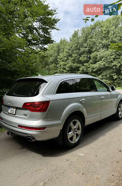 Внедорожник / Кроссовер Audi Q7 2013 в 