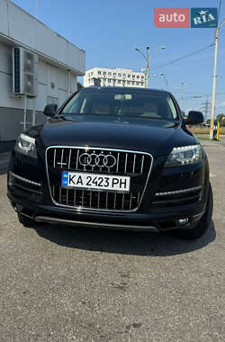 Позашляховик / Кросовер Audi Q7 2015 в Києві