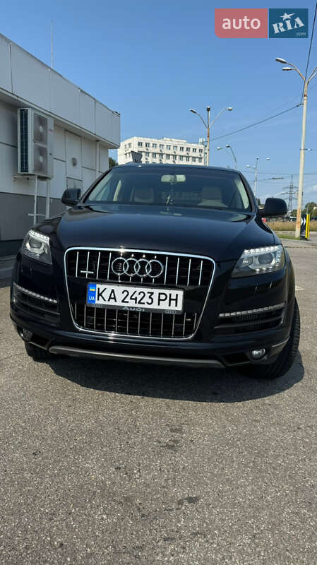 Audi Q7 2015