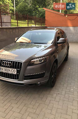Внедорожник / Кроссовер Audi Q7 2015 в Хмельницком