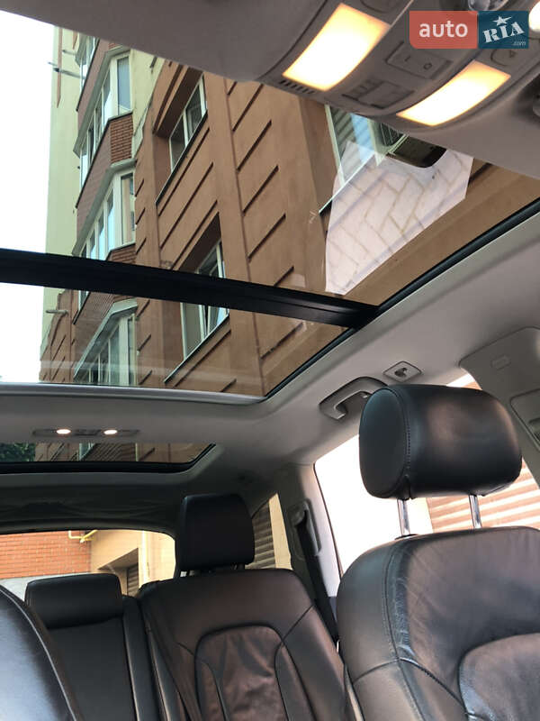 Внедорожник / Кроссовер Audi Q7 2015 в Хмельницком