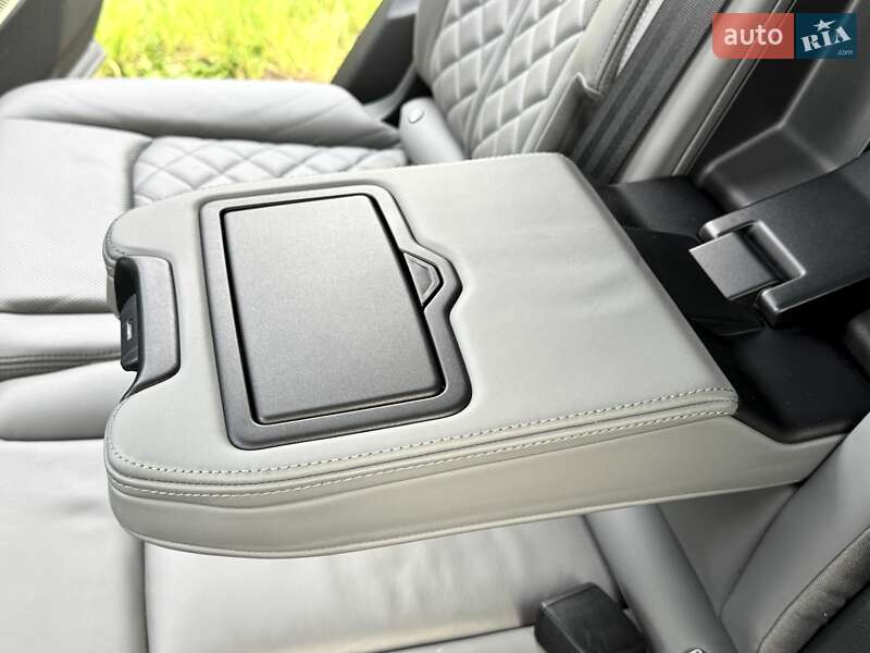 Внедорожник / Кроссовер Audi Q7 2021 в Киеве