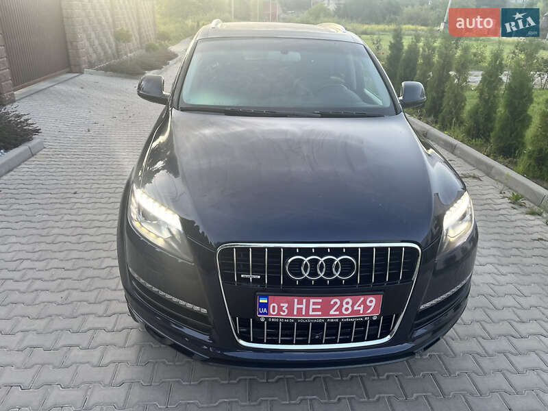 Позашляховик / Кросовер Audi Q7 2013 в Рівному