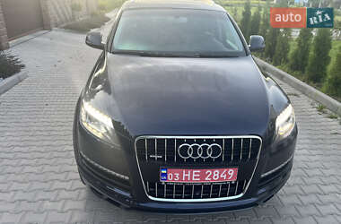 Позашляховик / Кросовер Audi Q7 2013 в 
