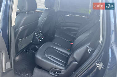 Позашляховик / Кросовер Audi Q7 2013 в 