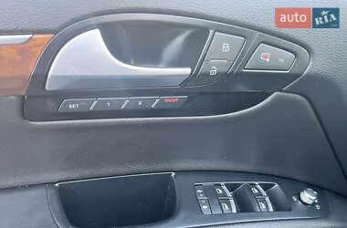 Позашляховик / Кросовер Audi Q7 2013 в 