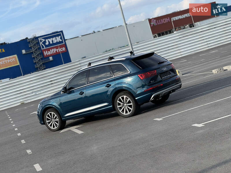 Внедорожник / Кроссовер Audi Q7 2017 в Львове