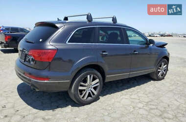 Позашляховик / Кросовер Audi Q7 2013 в 