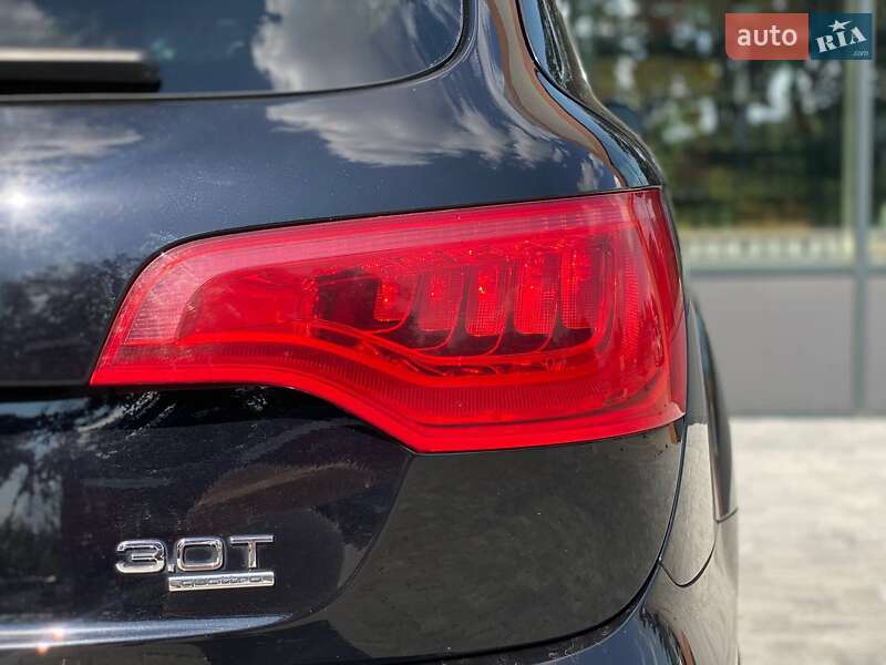 Внедорожник / Кроссовер Audi Q7 2013 в Киеве