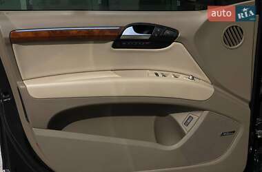 Внедорожник / Кроссовер Audi Q7 2013 в 