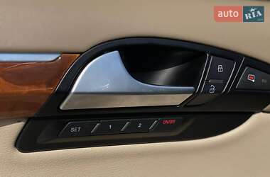 Внедорожник / Кроссовер Audi Q7 2013 в 