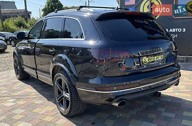 Внедорожник / Кроссовер Audi Q7 2012 в 