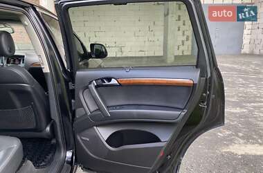 Внедорожник / Кроссовер Audi Q7 2014 в 