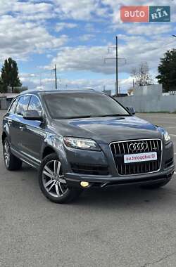 Внедорожник / Кроссовер Audi Q7 2013 в 