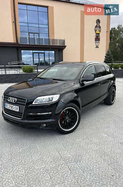 Внедорожник / Кроссовер Audi Q7 2008 в 