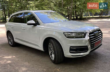 Внедорожник / Кроссовер Audi Q7 2019 в 
