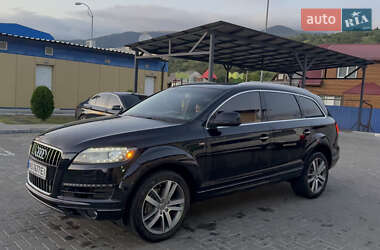 Внедорожник / Кроссовер Audi Q7 2012 в 