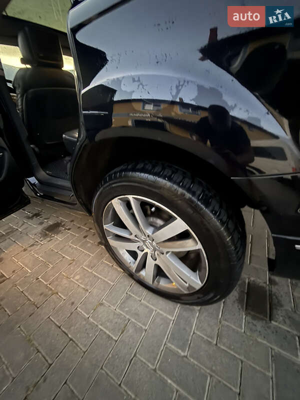 Внедорожник / Кроссовер Audi Q7 2012 в Межгорье