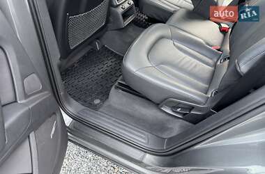 Внедорожник / Кроссовер Audi Q7 2014 в 