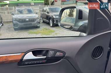 Внедорожник / Кроссовер Audi Q7 2014 в 