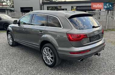 Внедорожник / Кроссовер Audi Q7 2014 в 