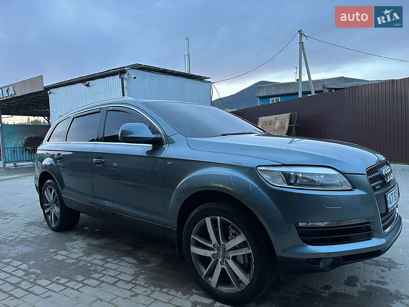 Внедорожник / Кроссовер Audi Q7 2008 в Верховине