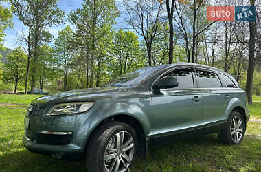 Внедорожник / Кроссовер Audi Q7 2008 в 
