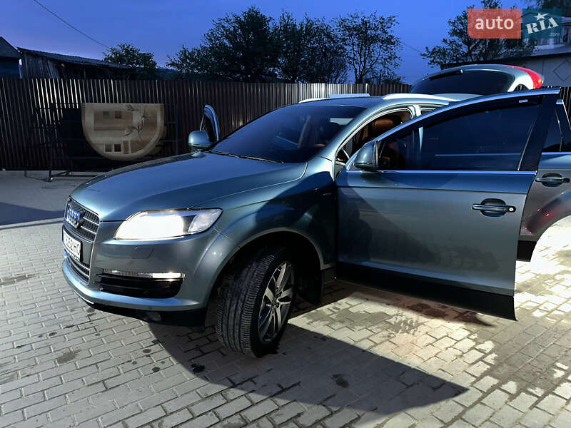 Внедорожник / Кроссовер Audi Q7 2008 в Верховине
