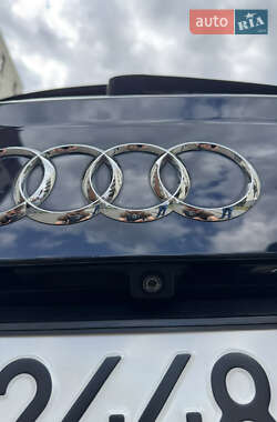 Внедорожник / Кроссовер Audi Q7 2017 в 