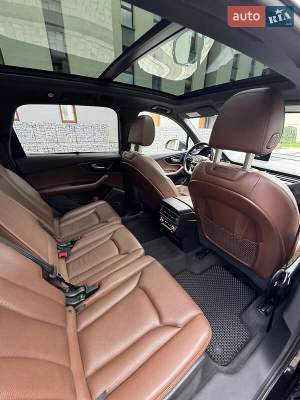 Внедорожник / Кроссовер Audi Q7 2017 в Львове