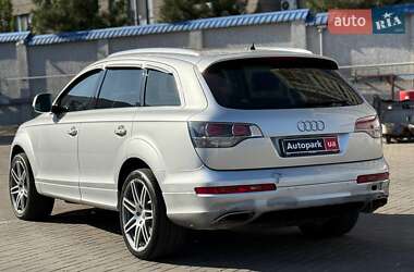 Внедорожник / Кроссовер Audi Q7 2006 в 